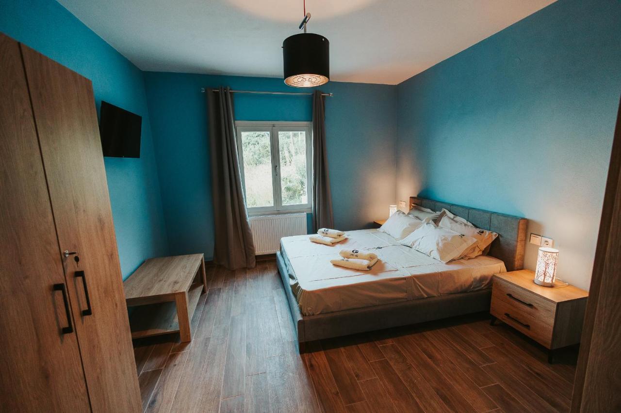 Little Holiday home *